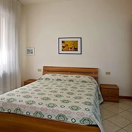 Hanna Aparthotel 4*