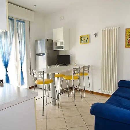 Aparthotel Hanna 4*